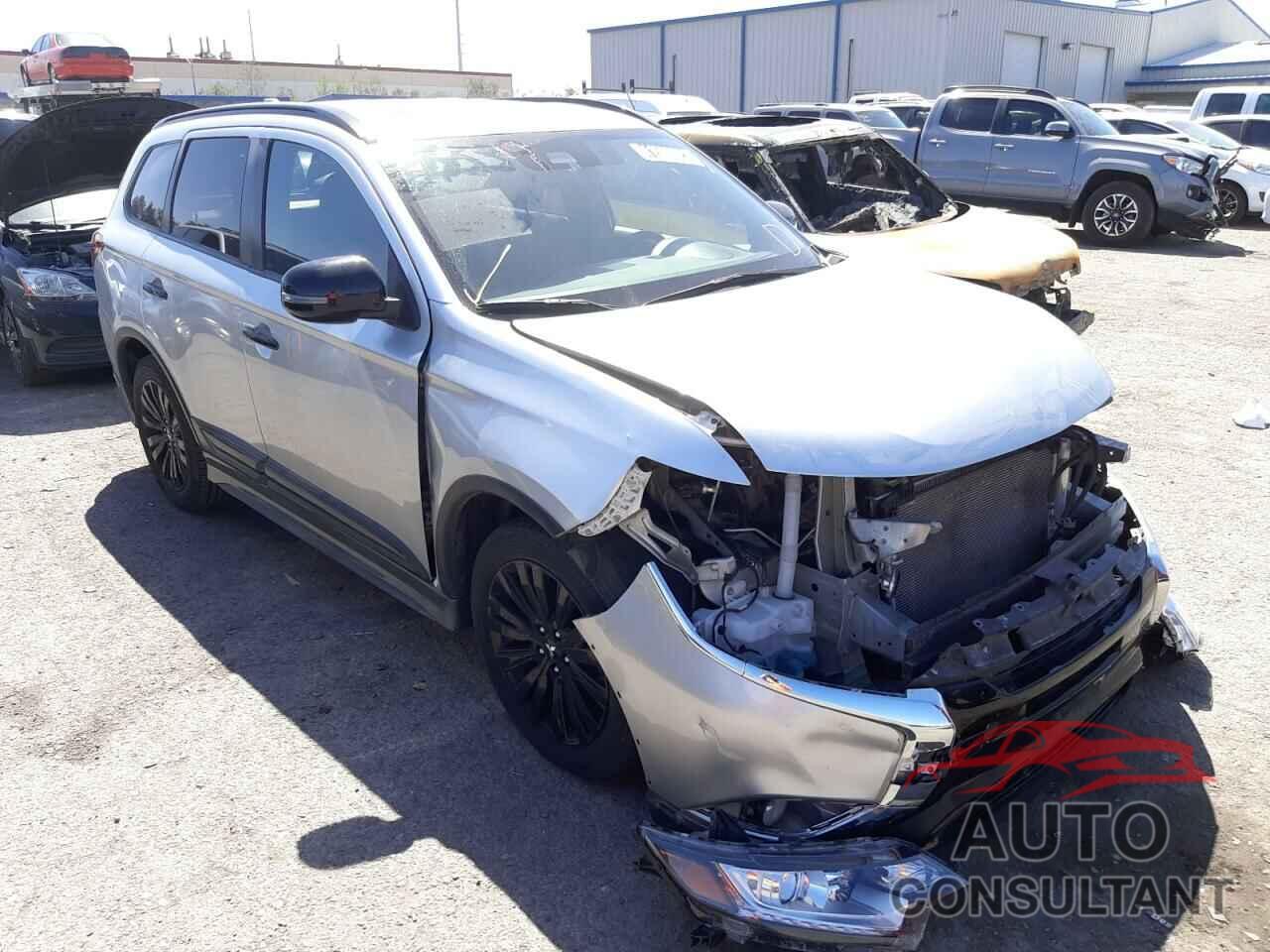 MITSUBISHI OUTLANDER 2020 - JA4AD3A30LZ007186