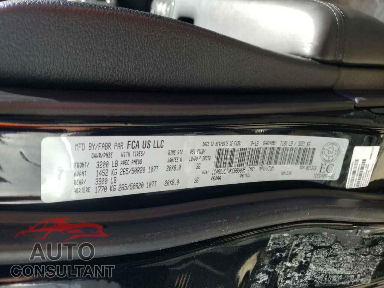 DODGE DURANGO 2019 - 1C4SDJCTXKC685005