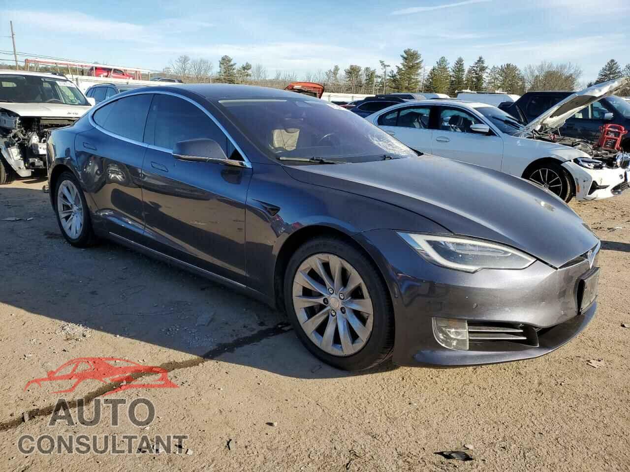 TESLA MODEL S 2017 - 5YJSA1E2XHF190621
