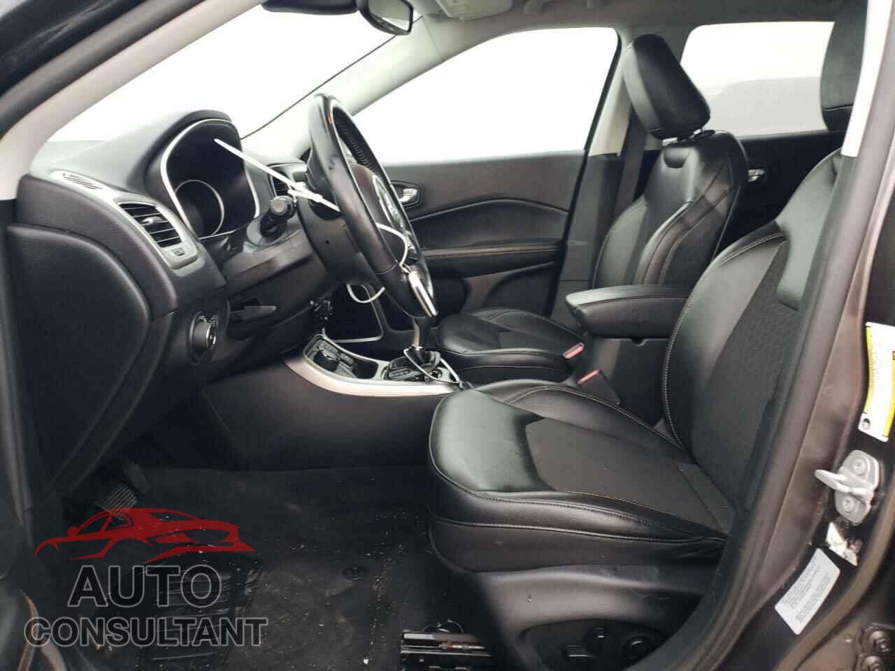 JEEP COMPASS 2018 - 3C4NJDBB2JT136109