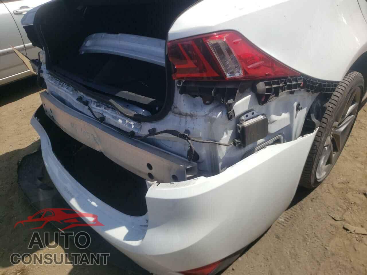 LEXUS IS 2016 - JTHBA1D21G5031812