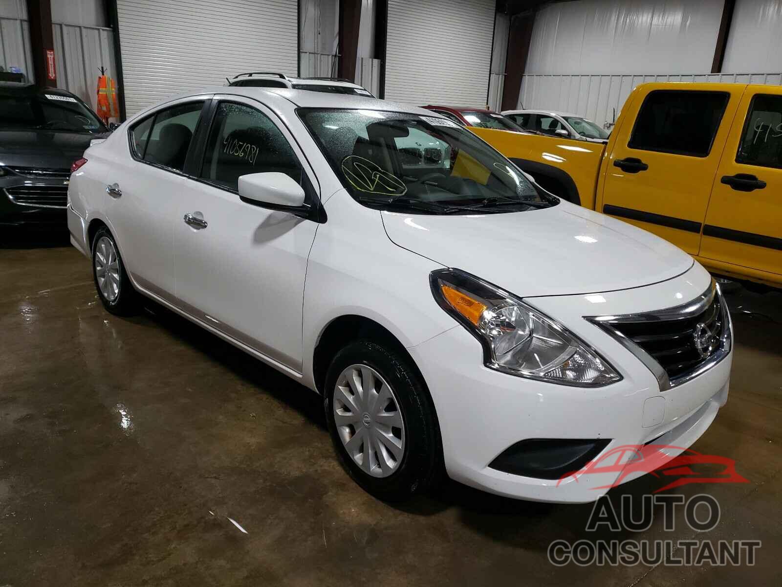 NISSAN VERSA 2018 - 3N1CN7AP4JL858047