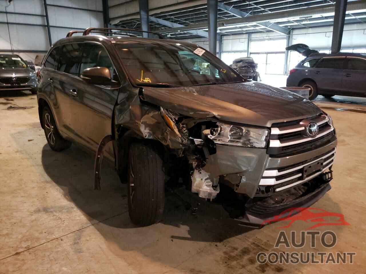 TOYOTA HIGHLANDER 2018 - 5TDJZRFH8JS493839