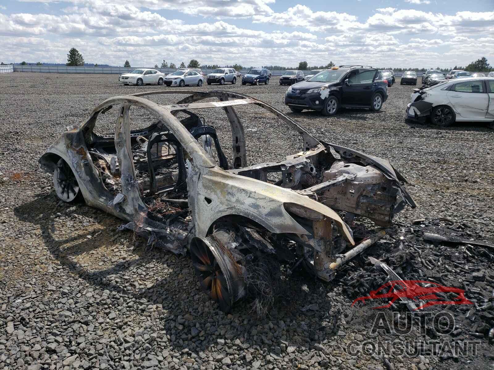 TESLA MODEL 3 2018 - 5YJ3E1EA6JF037885