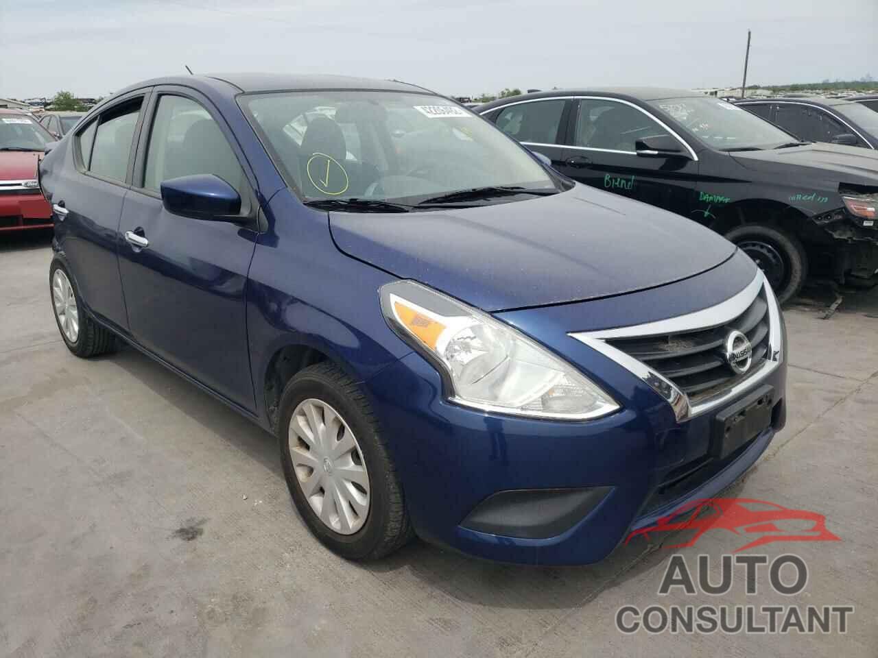 NISSAN VERSA 2018 - 3N1CN7AP3JL802360