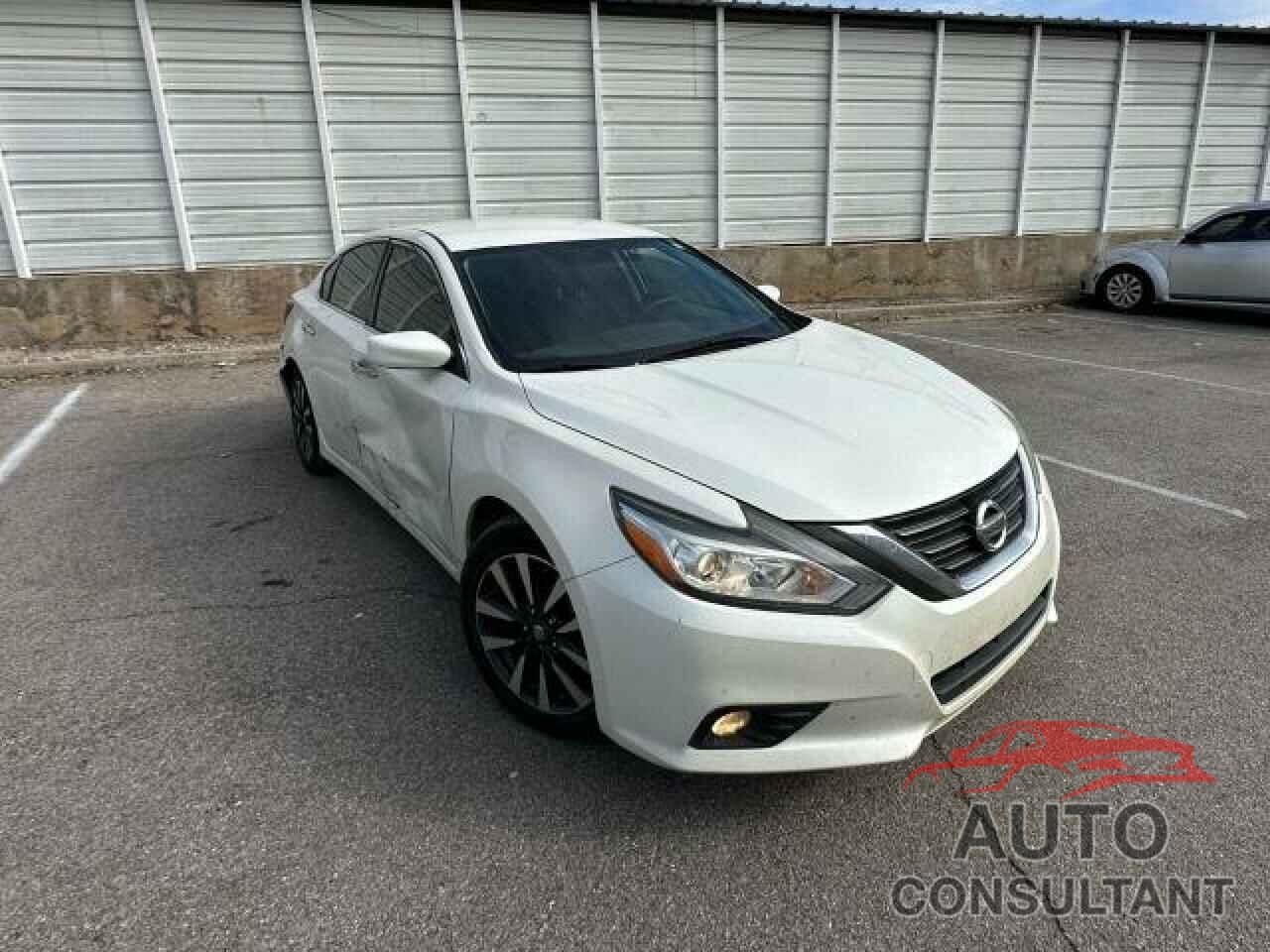 NISSAN ALTIMA 2017 - 1N4AL3AP2HC189923