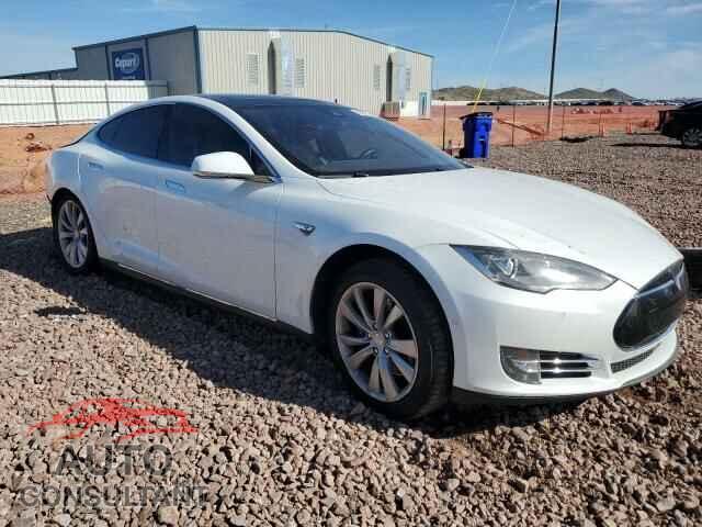 TESLA MODEL S 2016 - 5YJSA1E20GF129213