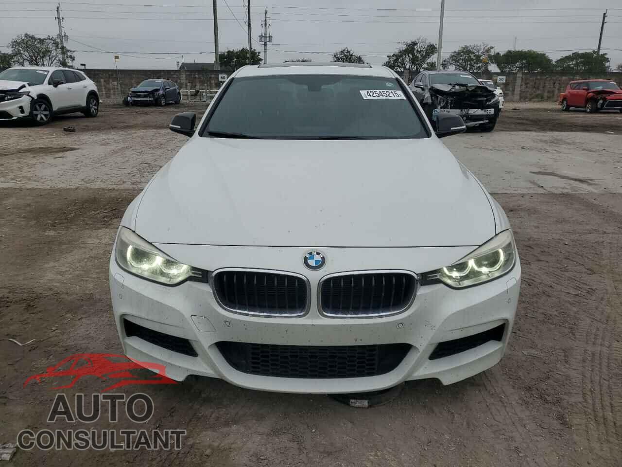 BMW 3 SERIES 2013 - WBA3A5C58DF358686