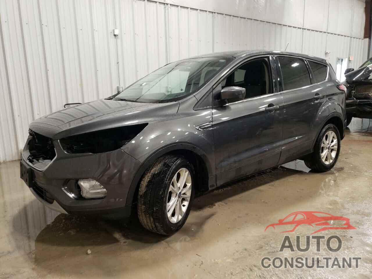FORD ESCAPE 2017 - 1FMCU0GD1HUC00041