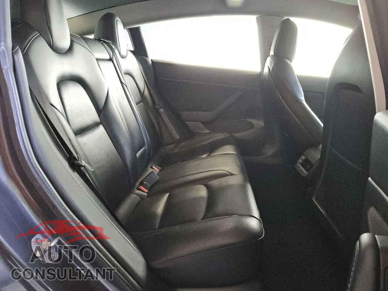 TESLA MODEL 3 2022 - 5YJ3E1EA0NF290271