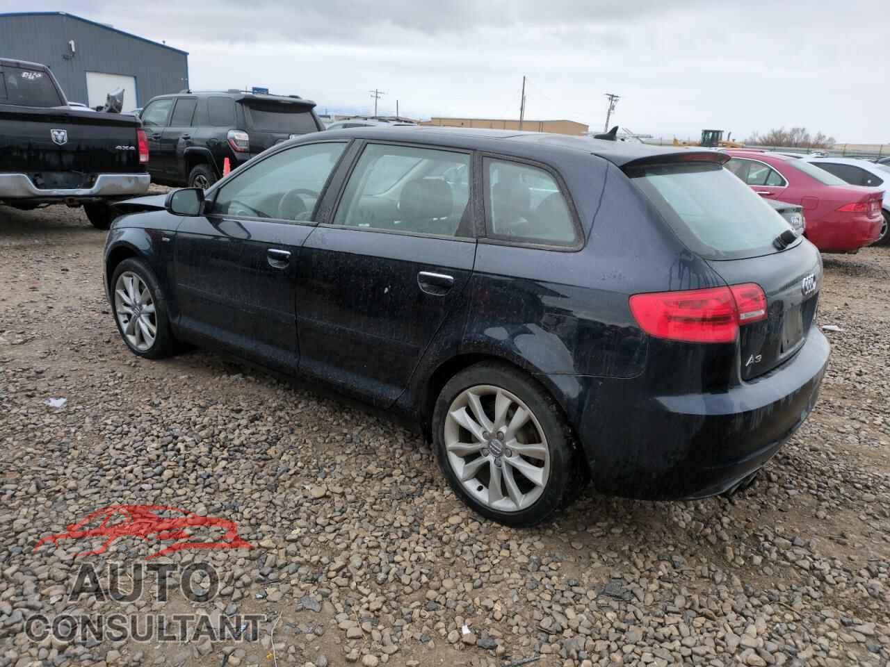 AUDI A3 2013 - WAUBEAFM9DA006175
