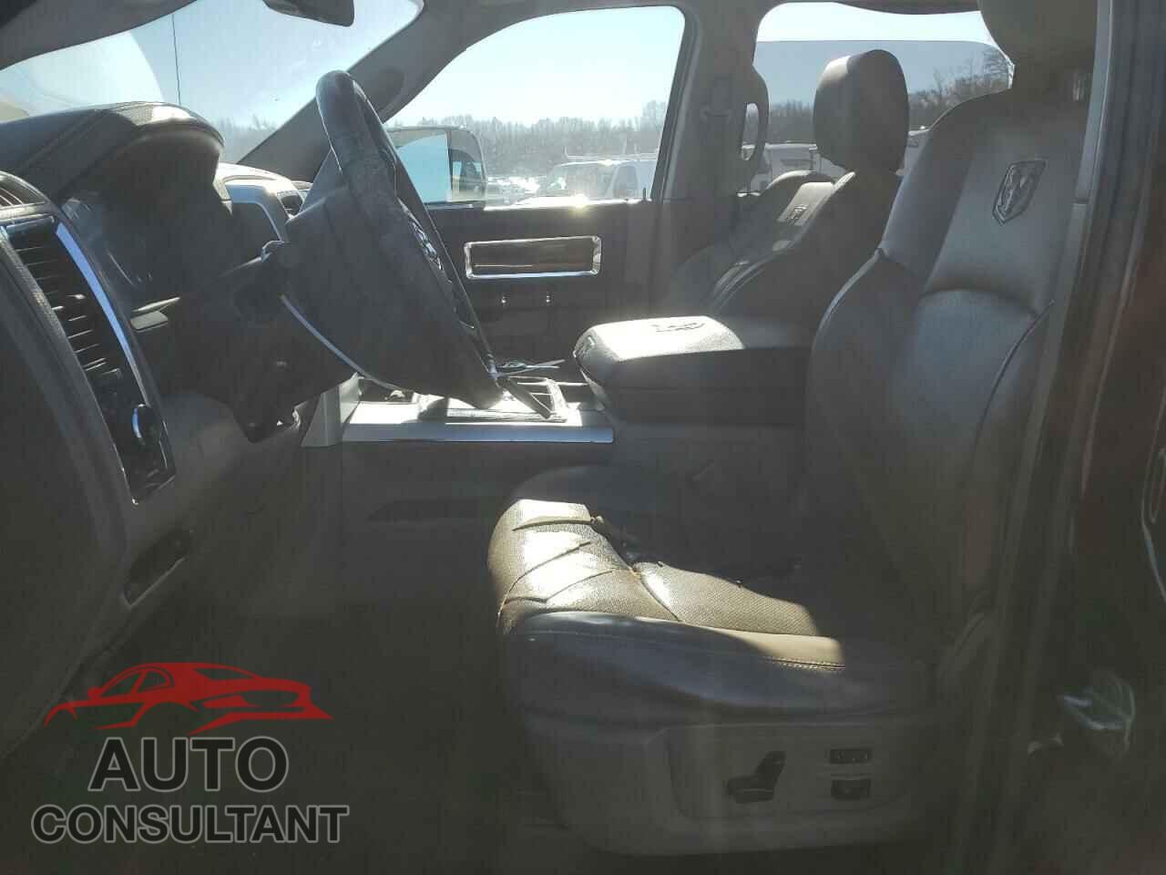 DODGE RAM 1500 2012 - 1C6RD7NT9CS224665