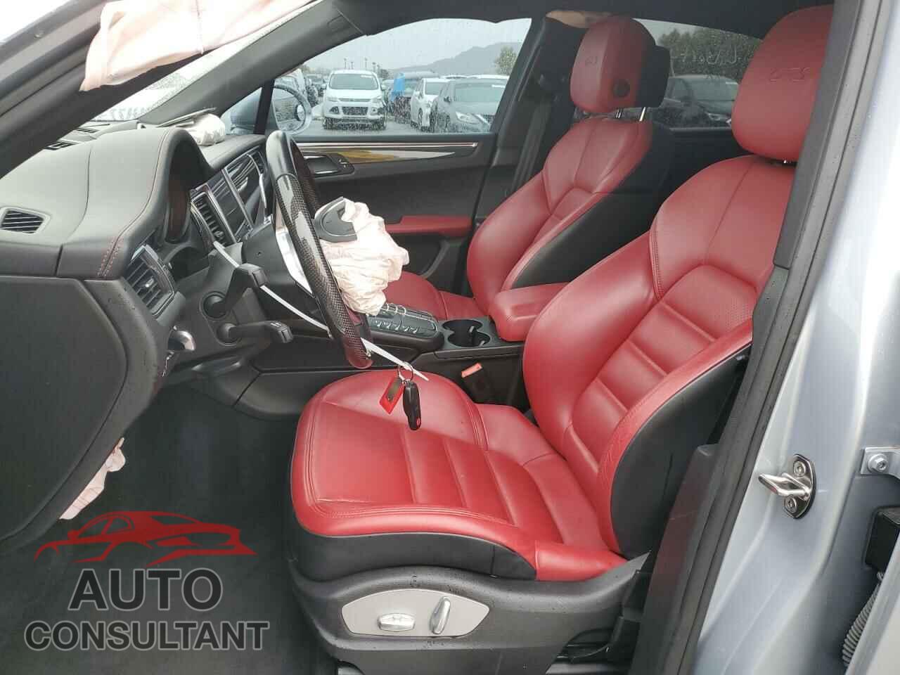 PORSCHE MACAN 2017 - WP1AG2A56HLB56610