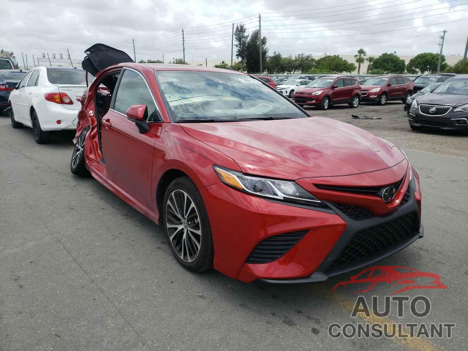 TOYOTA CAMRY 2020 - 4T1G11AK5LU400307