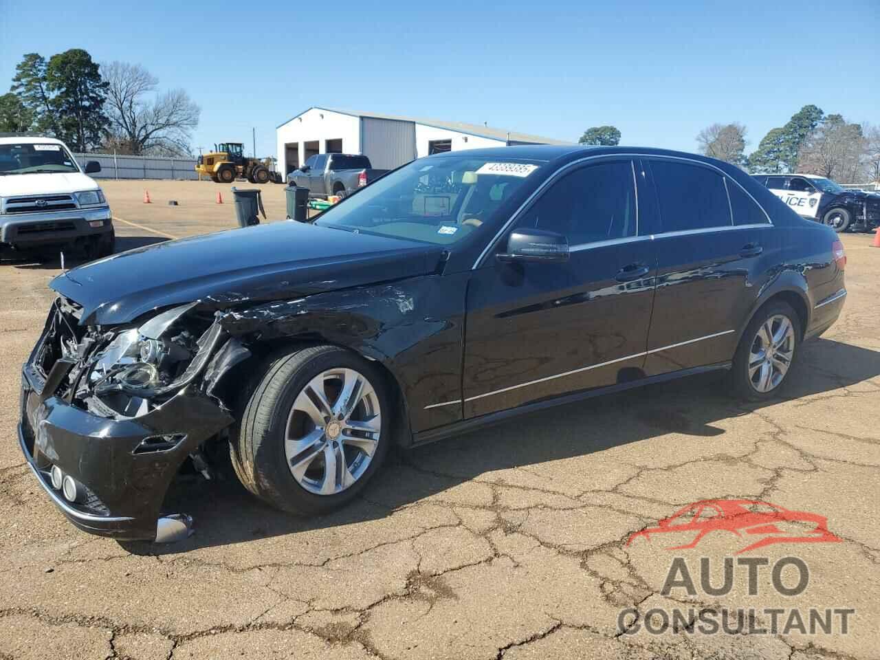 MERCEDES-BENZ E-CLASS 2011 - WDDHF5GB5BA377500
