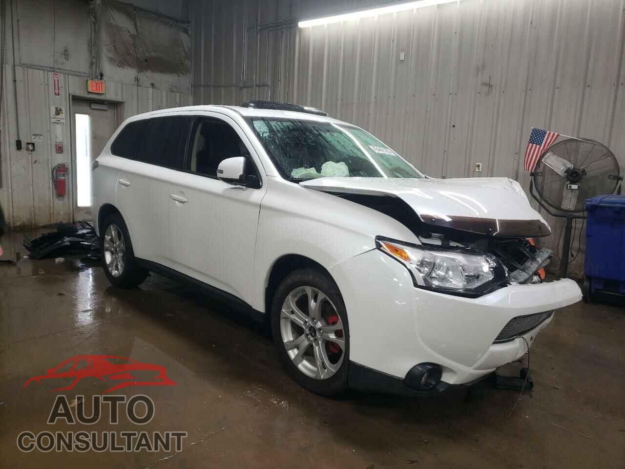 MITSUBISHI OUTLANDER 2014 - JA4AD3A30EZ018045