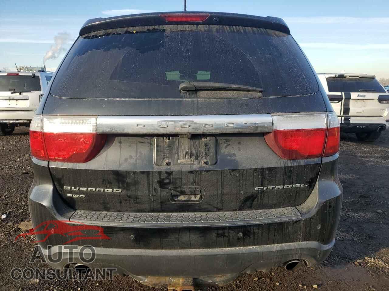 DODGE DURANGO 2013 - 1C4SDJET1DC615974