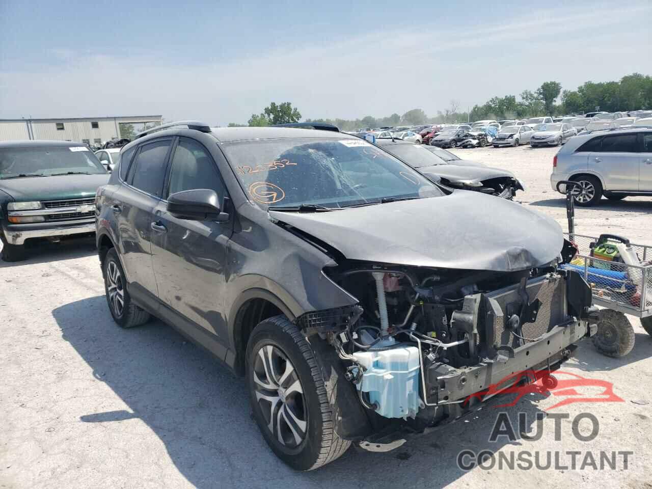 TOYOTA RAV4 2017 - JTMBFREV7HJ120352