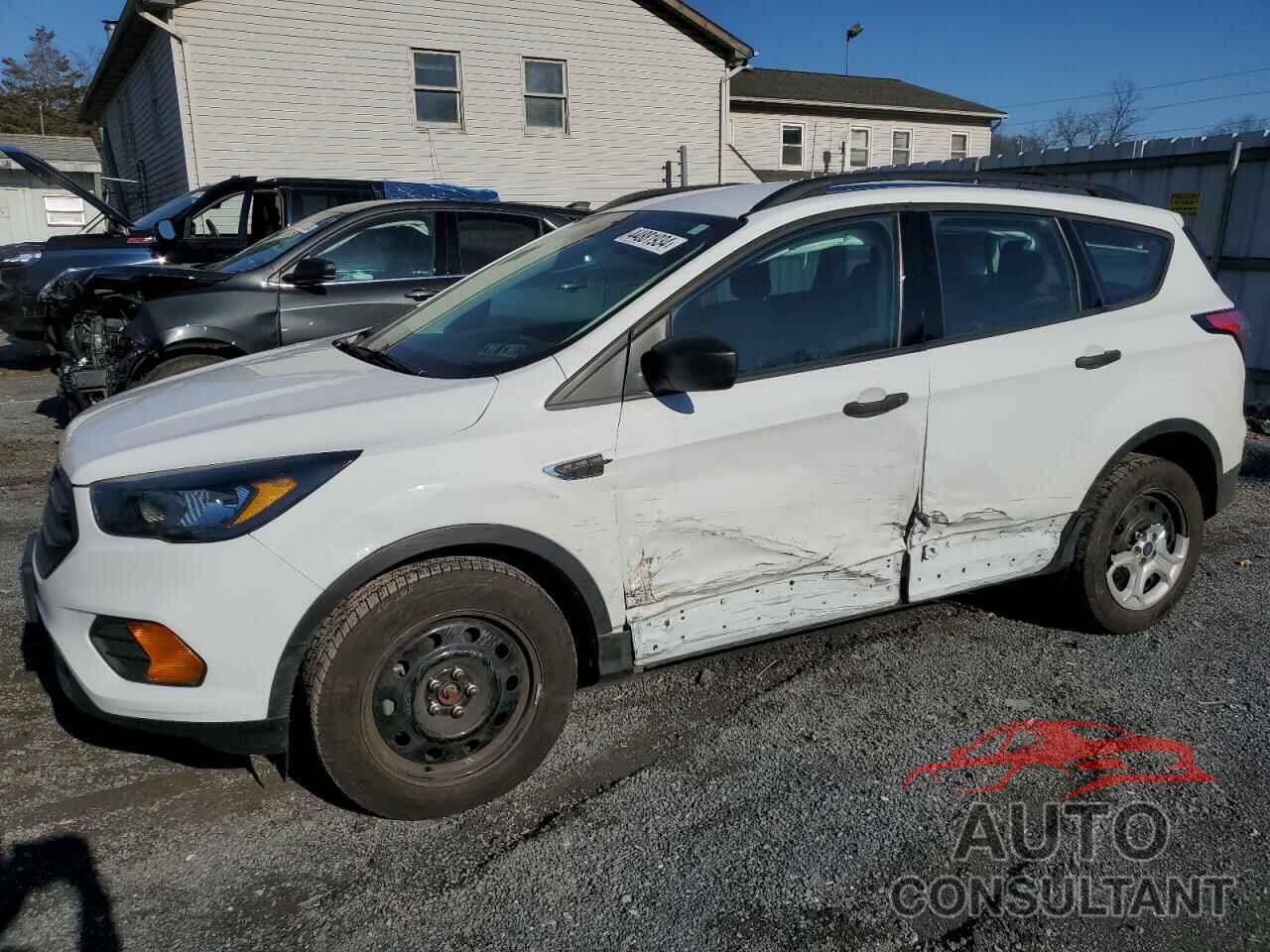 FORD ESCAPE 2018 - 1FMCU0F70JUD41541