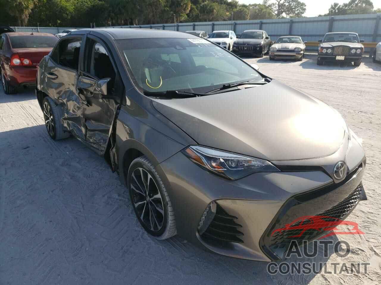 TOYOTA COROLLA 2018 - 5YFBURHE3JP837186