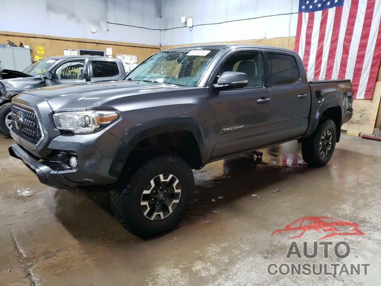 TOYOTA TACOMA 2018 - 5TFCZ5AN2JX122734