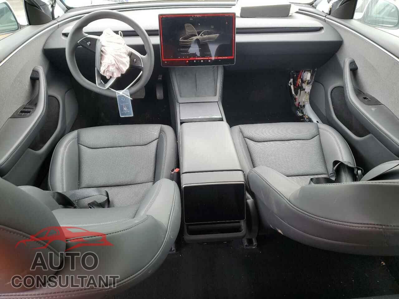 TESLA MODEL 3 2024 - 5YJ3E1EA6RF728300