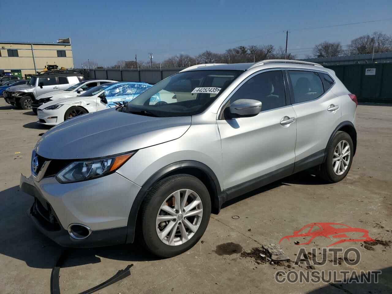 NISSAN ROGUE 2018 - JN1BJ1CP1JW189487