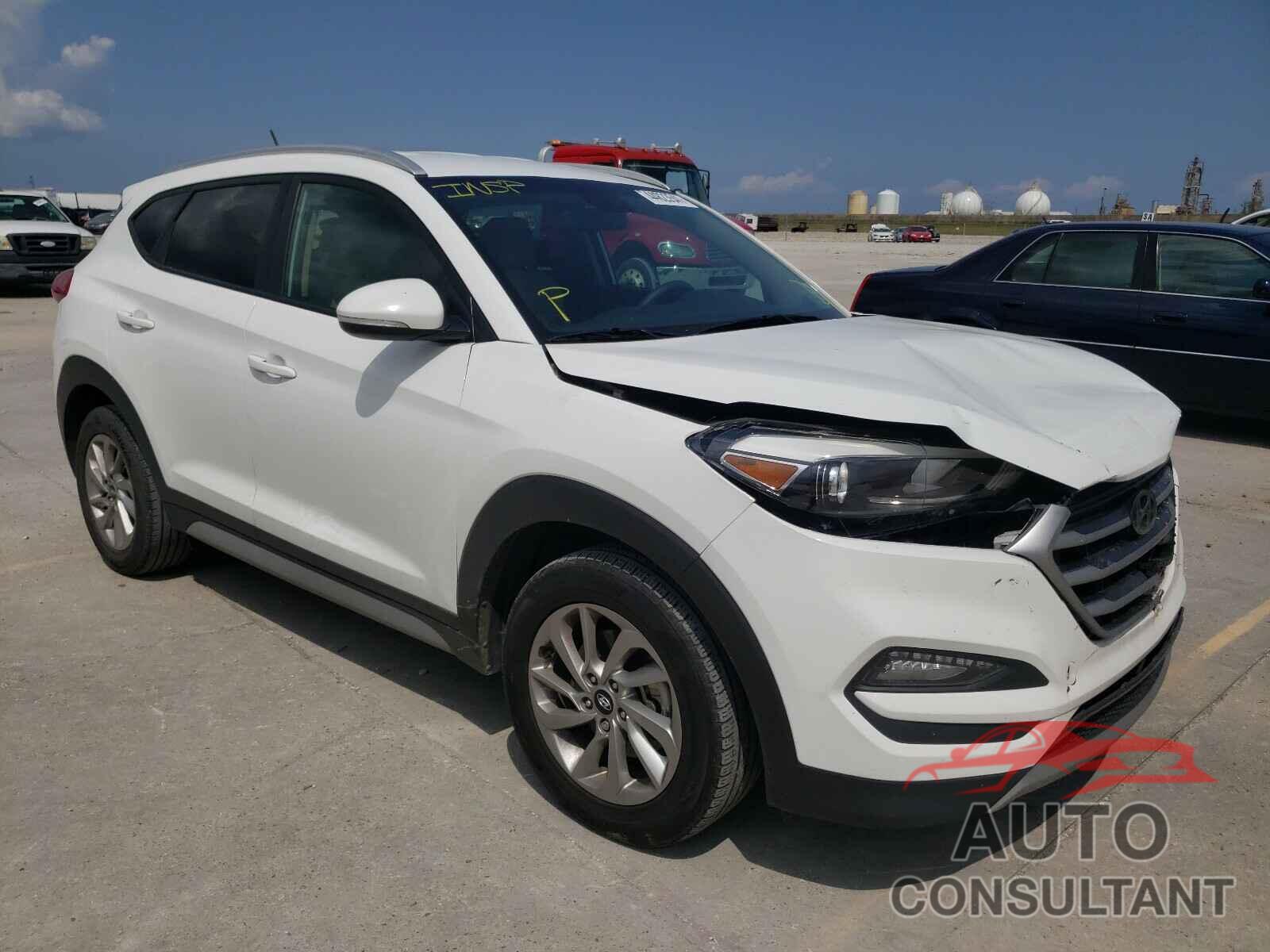 HYUNDAI TUCSON 2017 - KM8J33A21HU577326