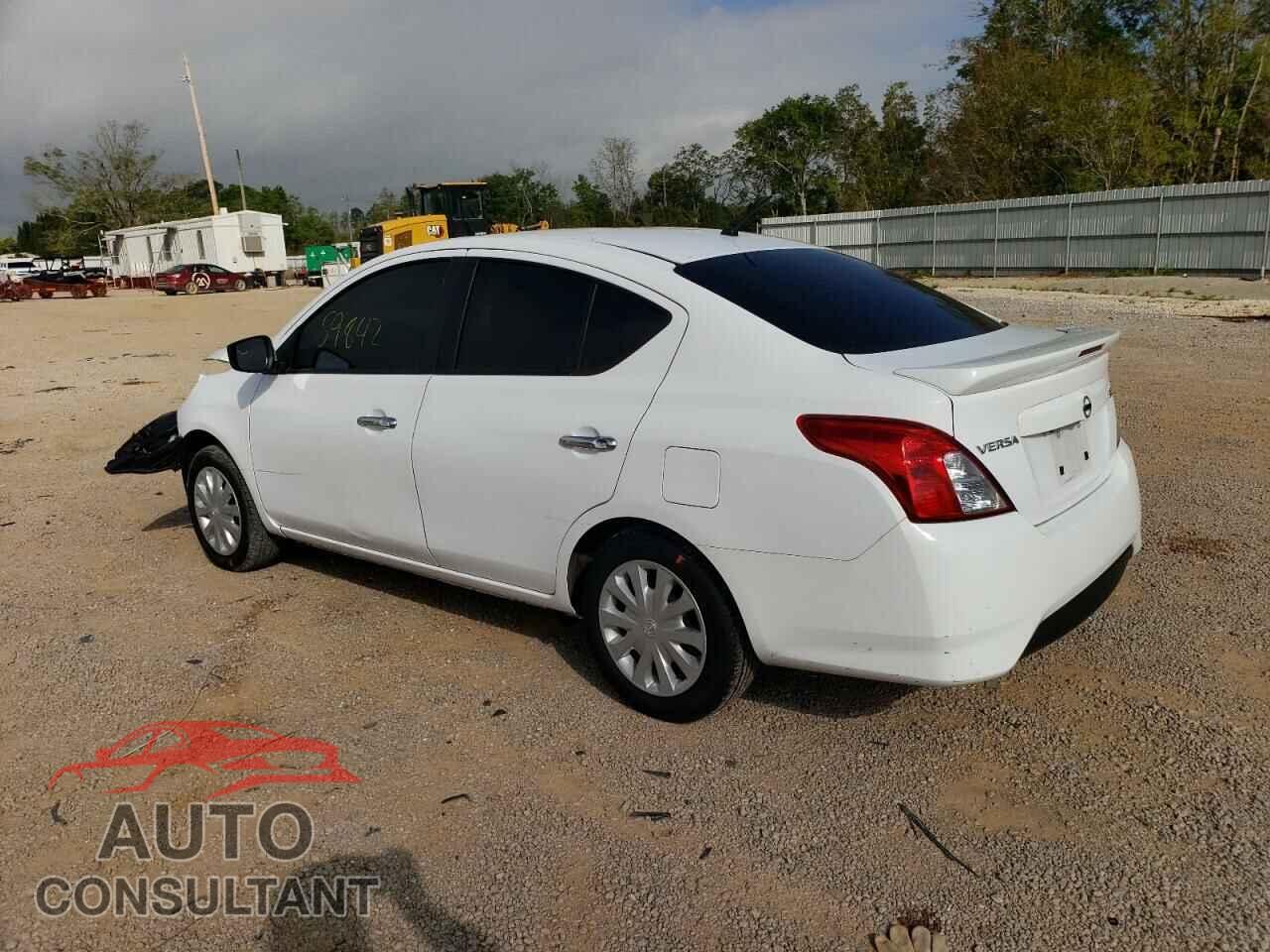 NISSAN VERSA 2019 - 3N1CN7AP3KL850166