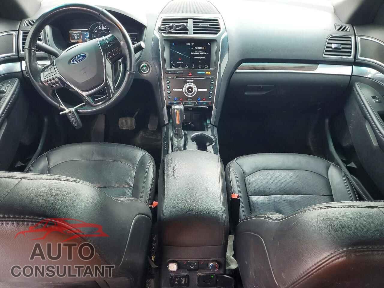 FORD EXPLORER 2018 - 1FM5K8F84JGB00327