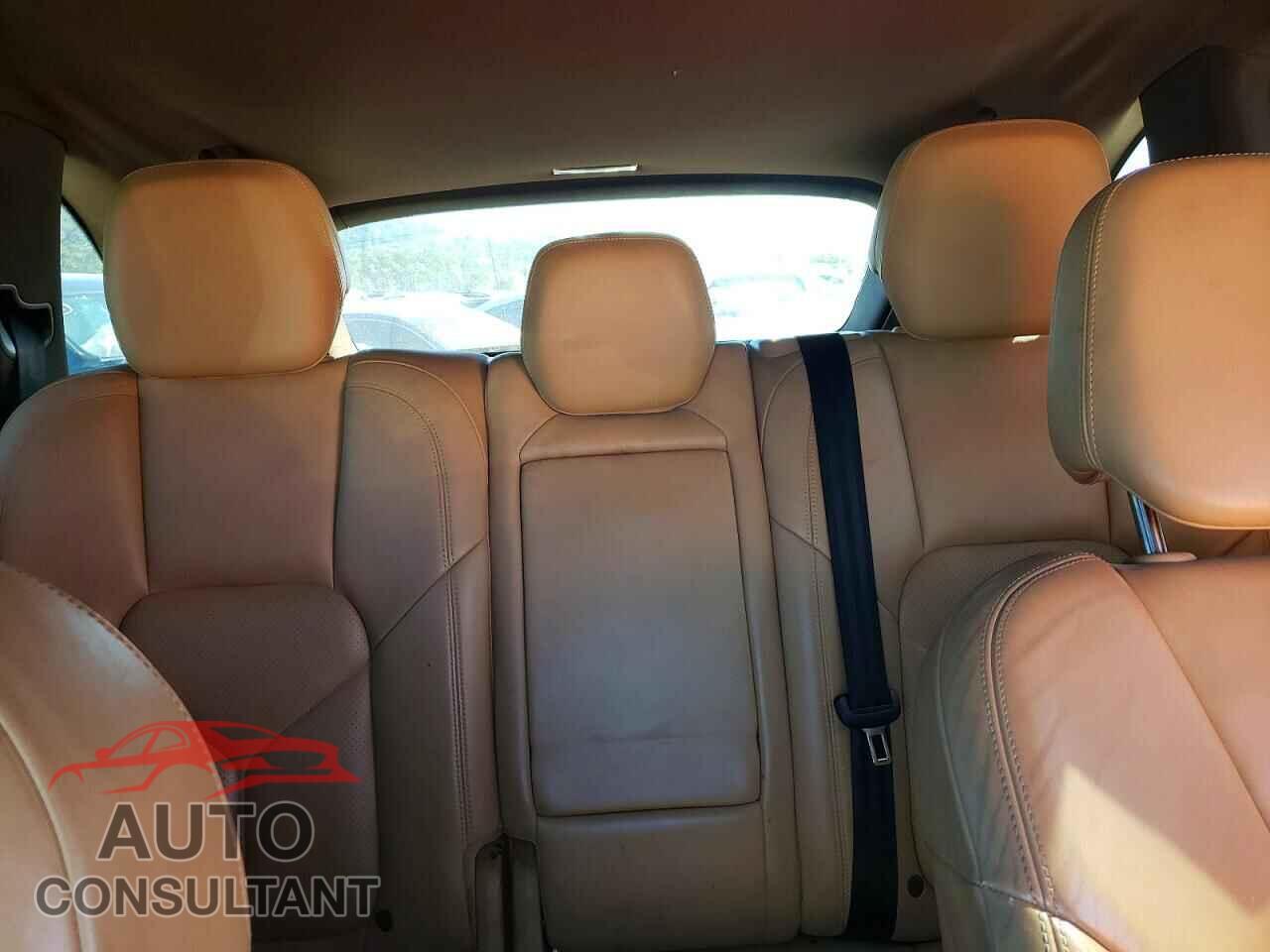 PORSCHE CAYENNE 2015 - WP1AF2A2XFLA38436