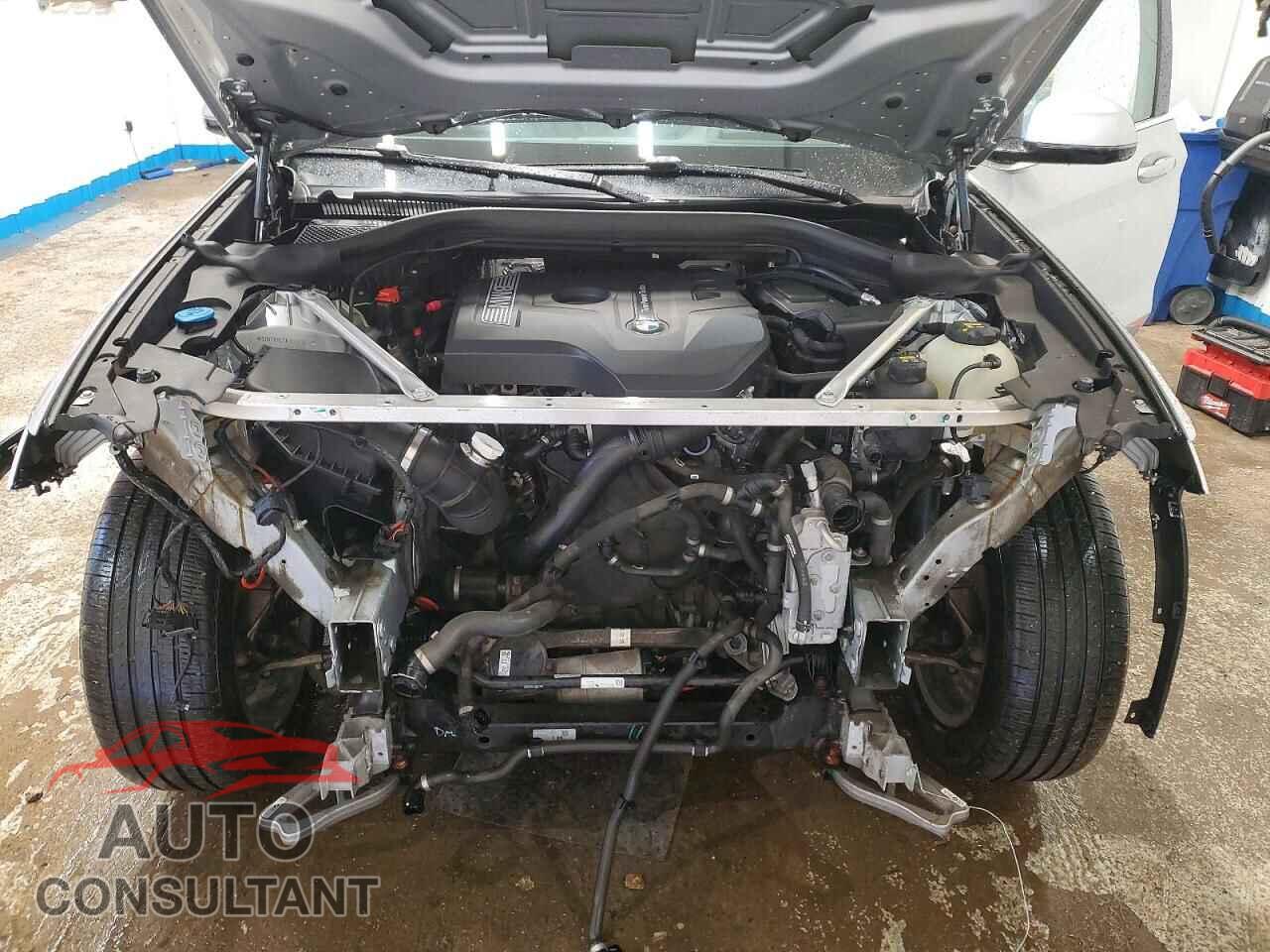 BMW X3 2018 - 5UXTR9C56JLC82614