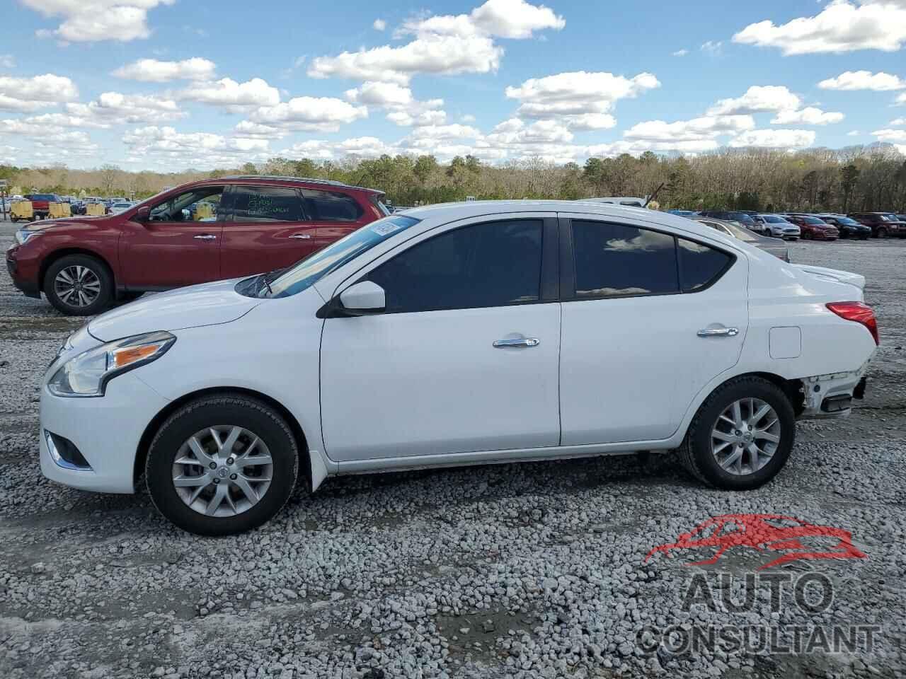 NISSAN VERSA 2017 - 3N1CN7APXHL891077