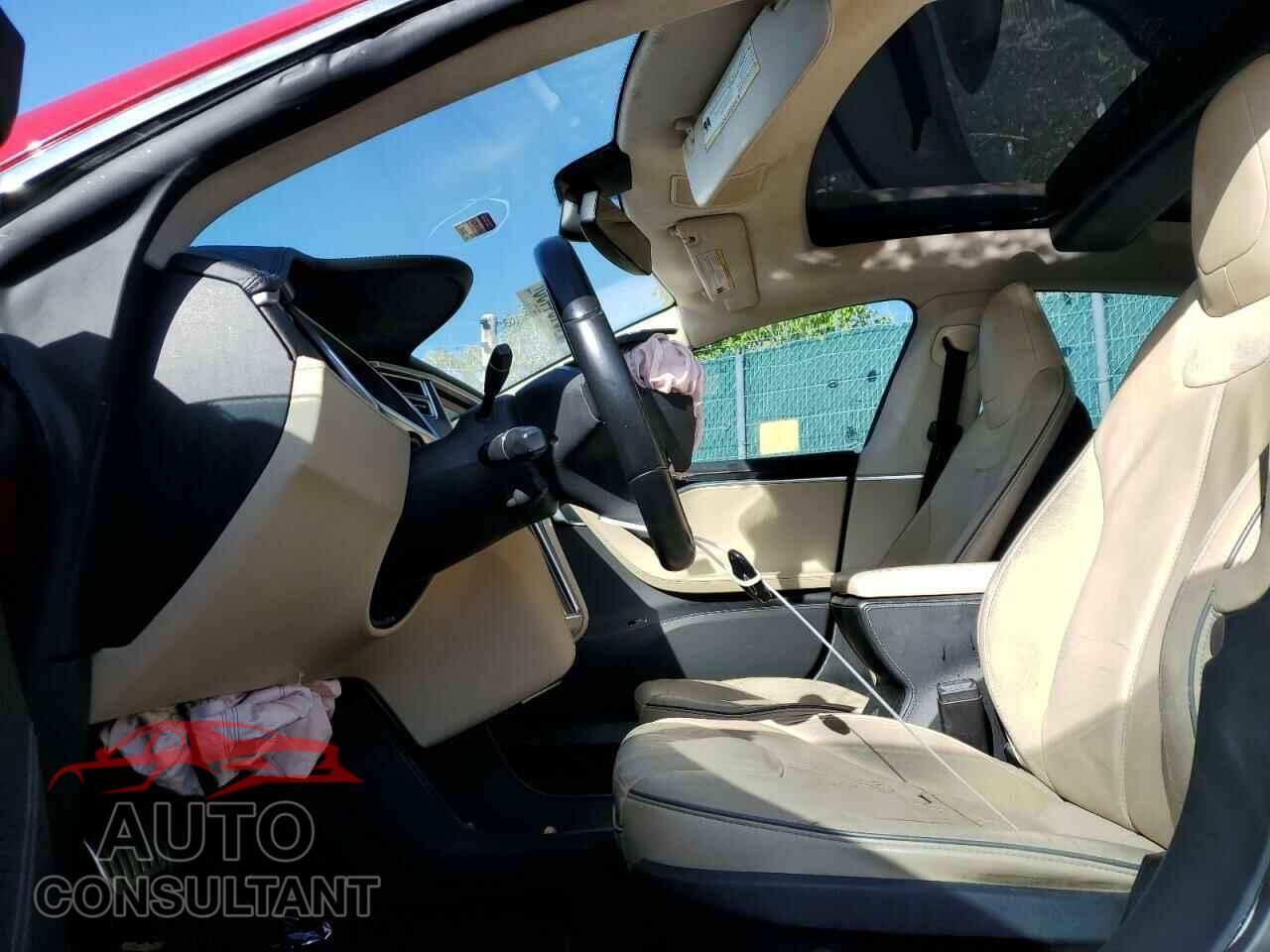 TESLA MODEL S 2013 - 5YJSA1CP1DFP26784