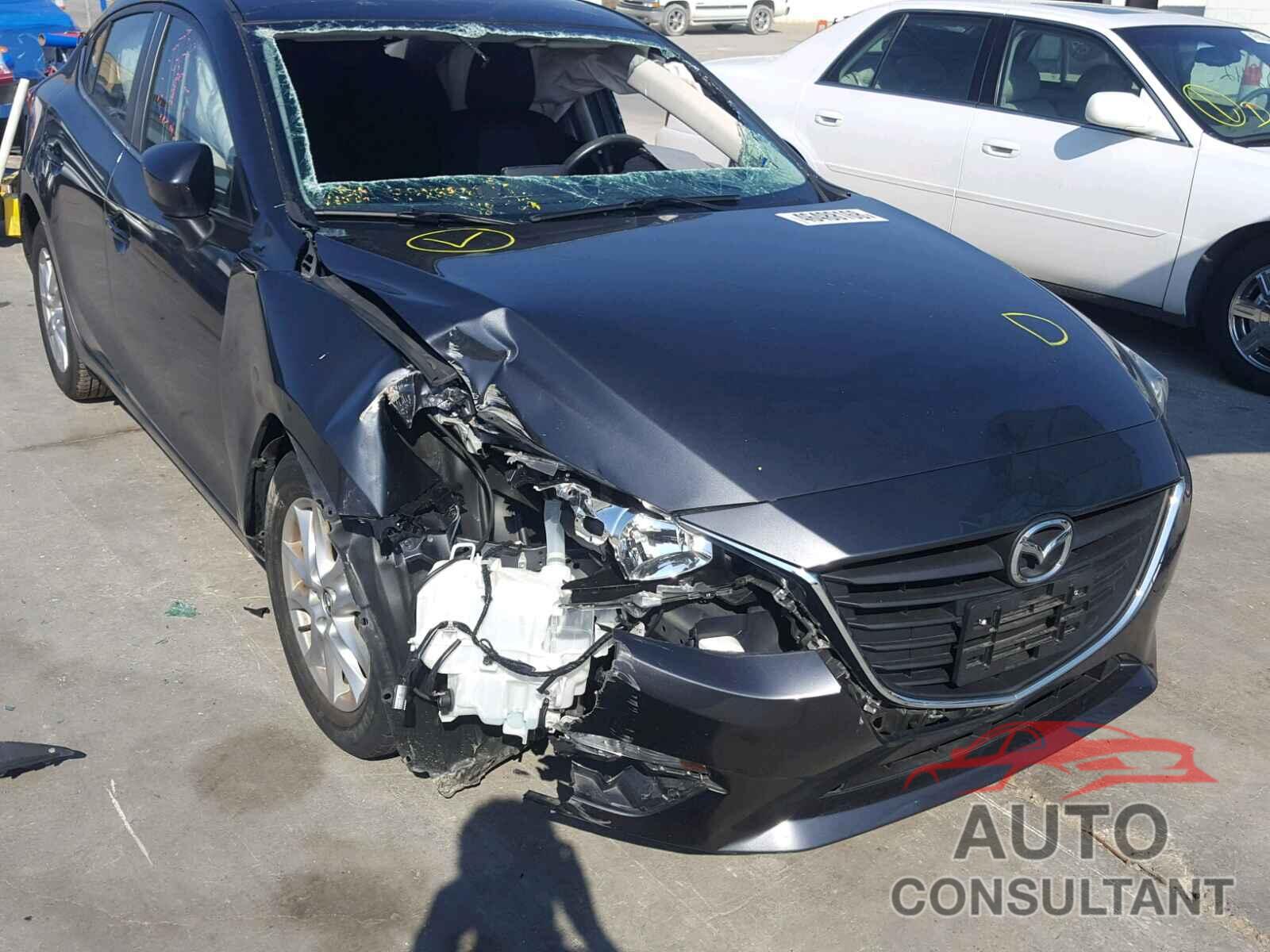 MAZDA 3 2016 - JM1BM1U79G1330945