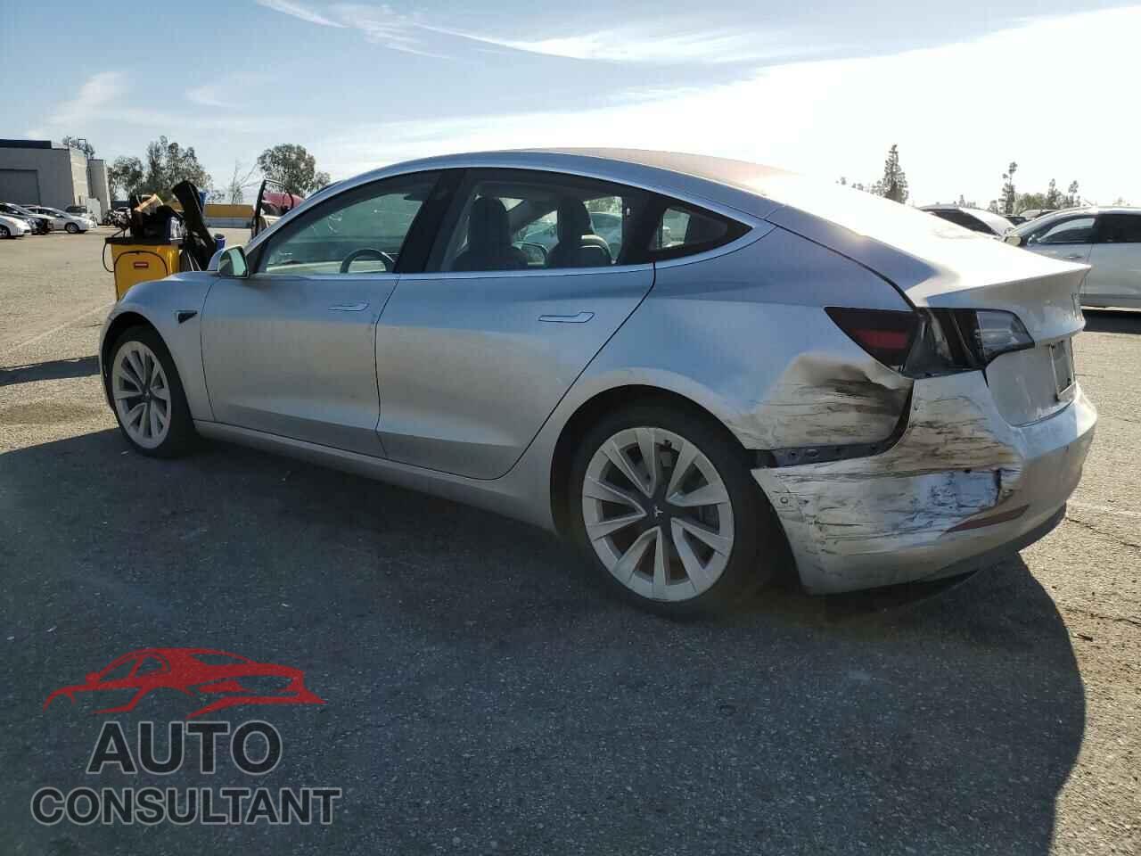 TESLA MODEL 3 2018 - 5YJ3E1EA9JF052638