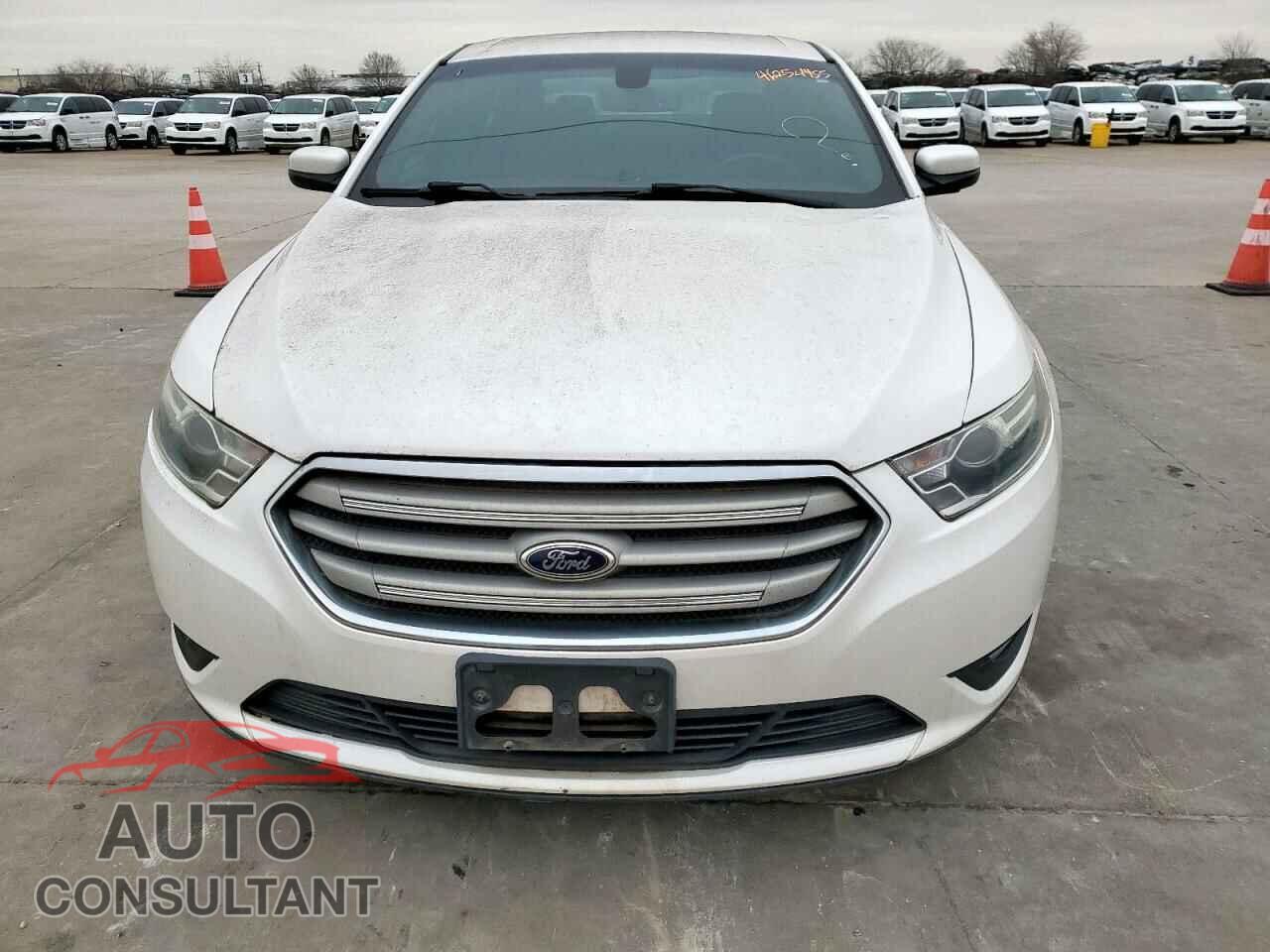 FORD TAURUS 2015 - 1FAHP2E85FG148868