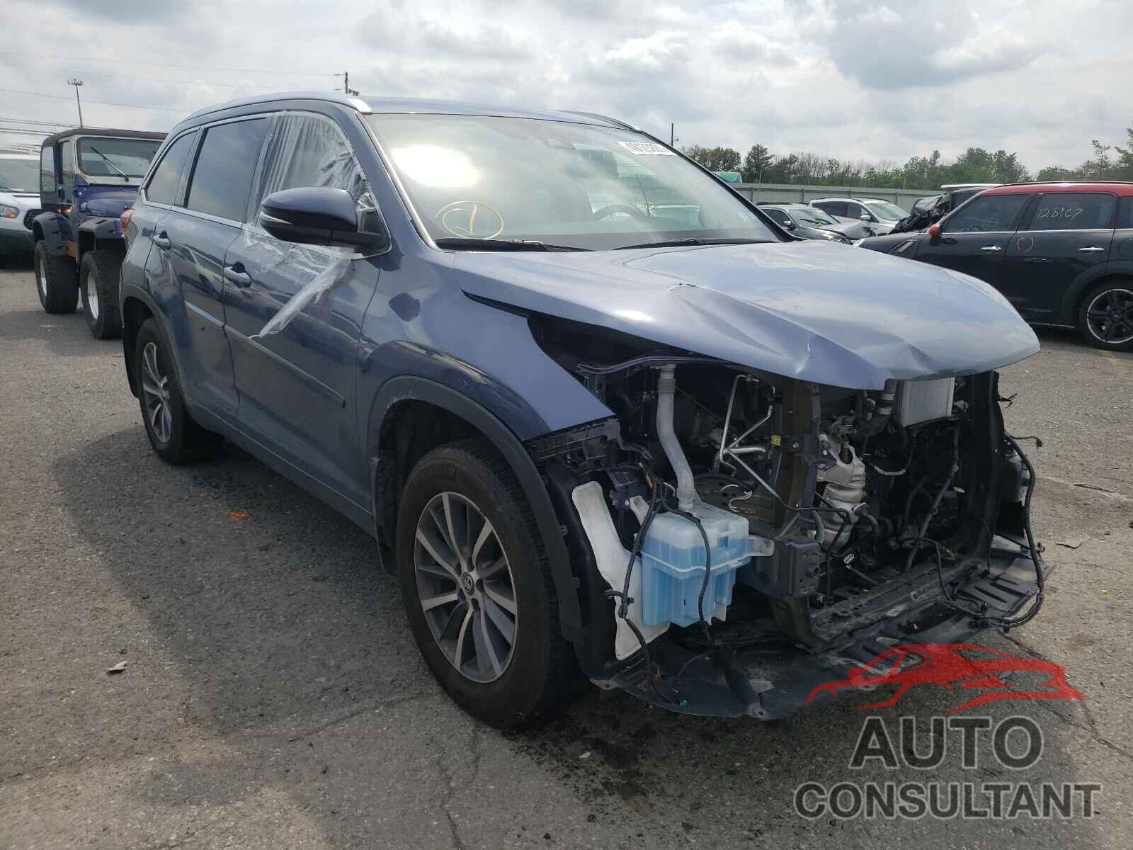 TOYOTA HIGHLANDER 2018 - 5TDJZRFH1JS494959