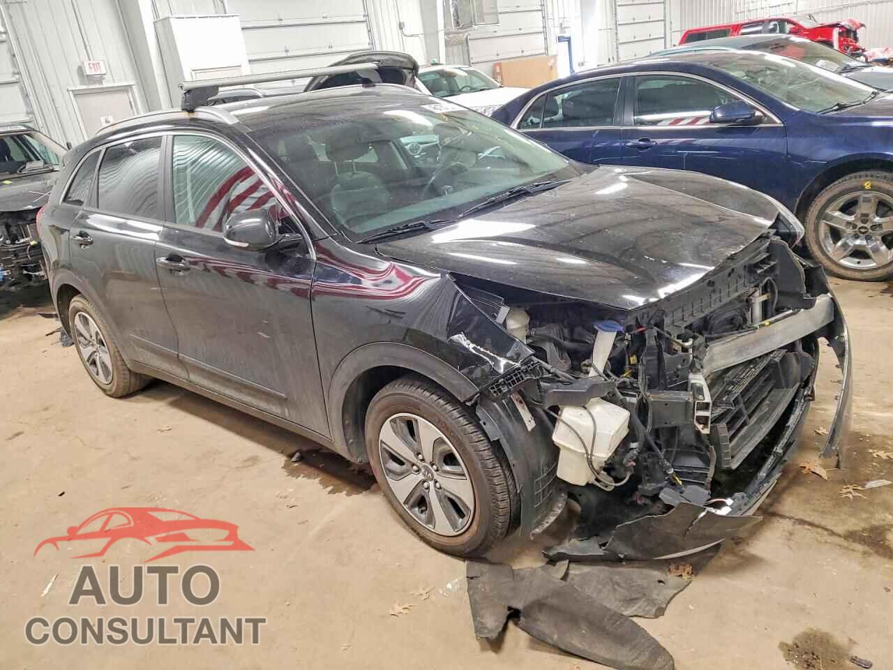 KIA NIRO 2017 - KNDCC3LC8H5068315