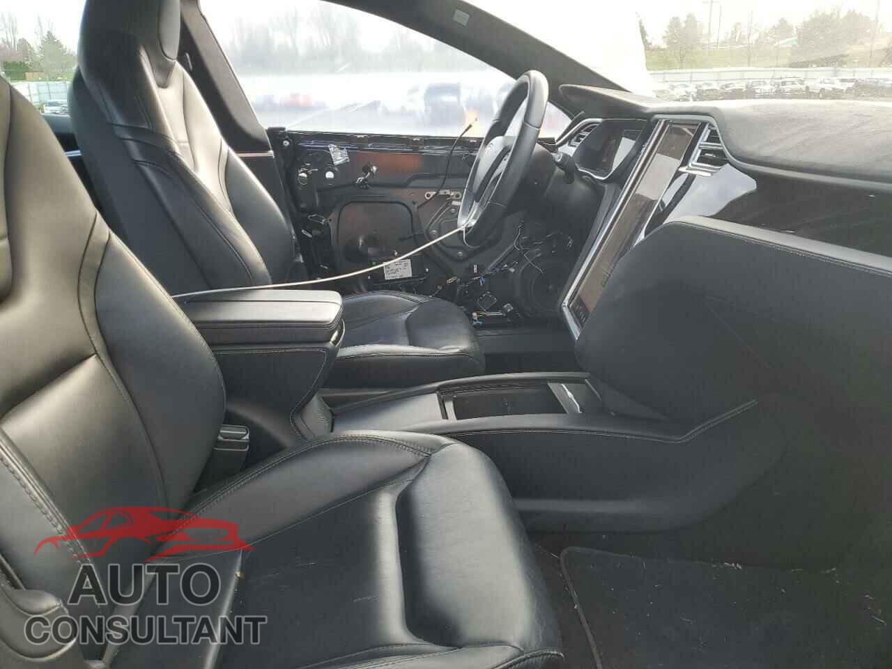 TESLA MODEL S 2016 - 5YJSA1E2XGF160064