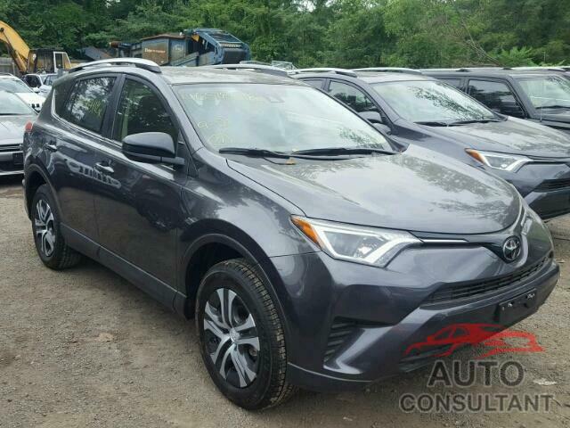 TOYOTA RAV4 LE 2018 - JTMBFREV0JJ738408