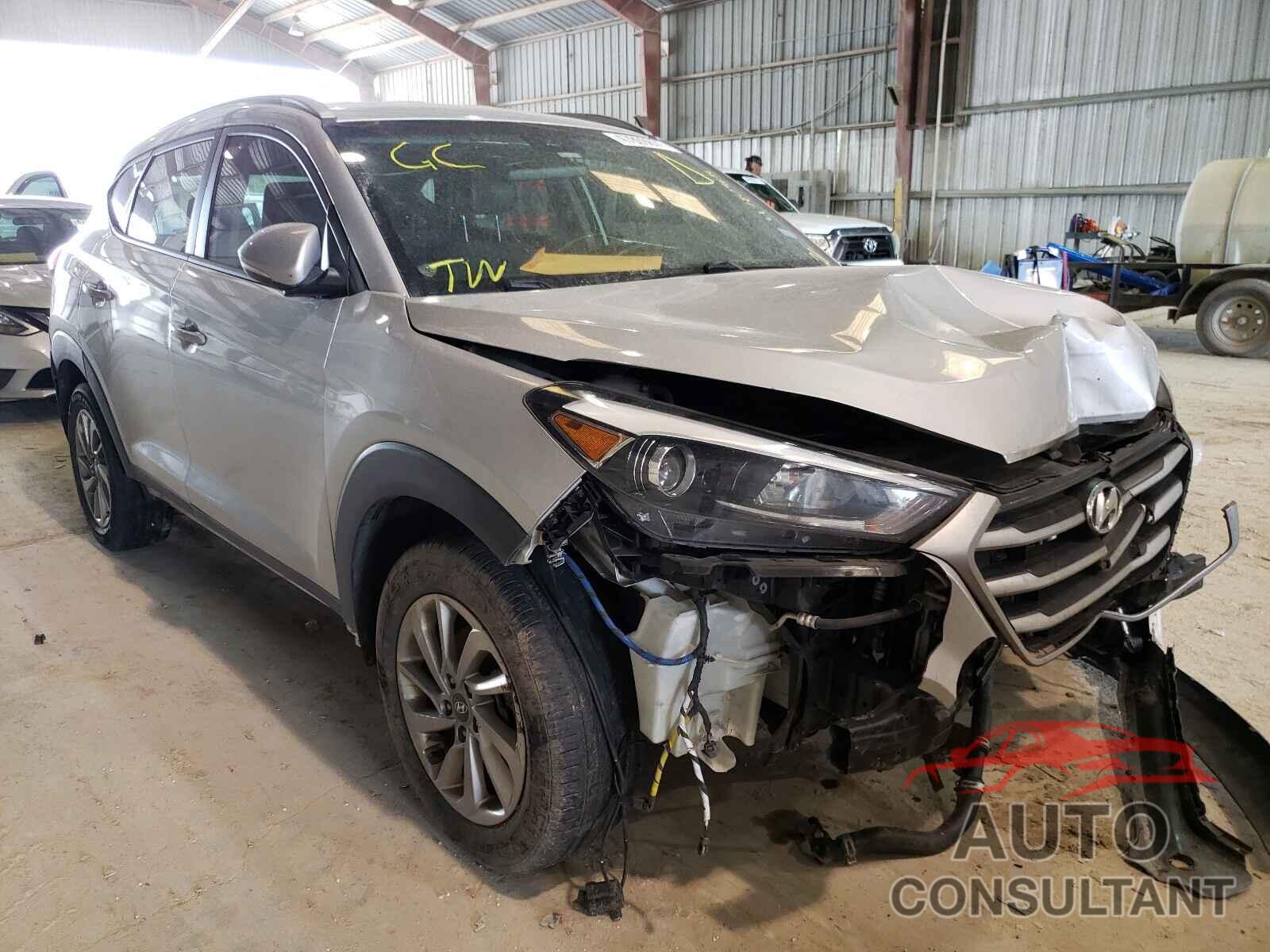 HYUNDAI TUCSON 2018 - KM8J33A43JU665849