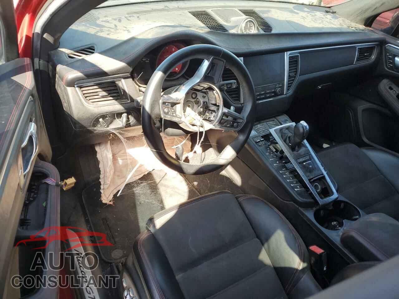 PORSCHE MACAN 2018 - WP1AG2A53JLB61396