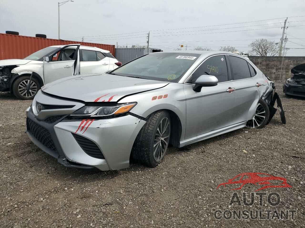 TOYOTA CAMRY 2018 - 4T1B11HK3JU562370