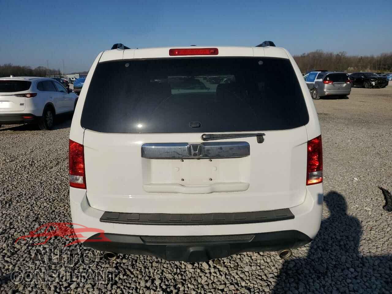HONDA PILOT 2015 - 5FNYF3H70FB005455