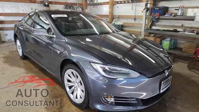 TESLA MODEL S 2020 - 5YJSA1E22LF356073