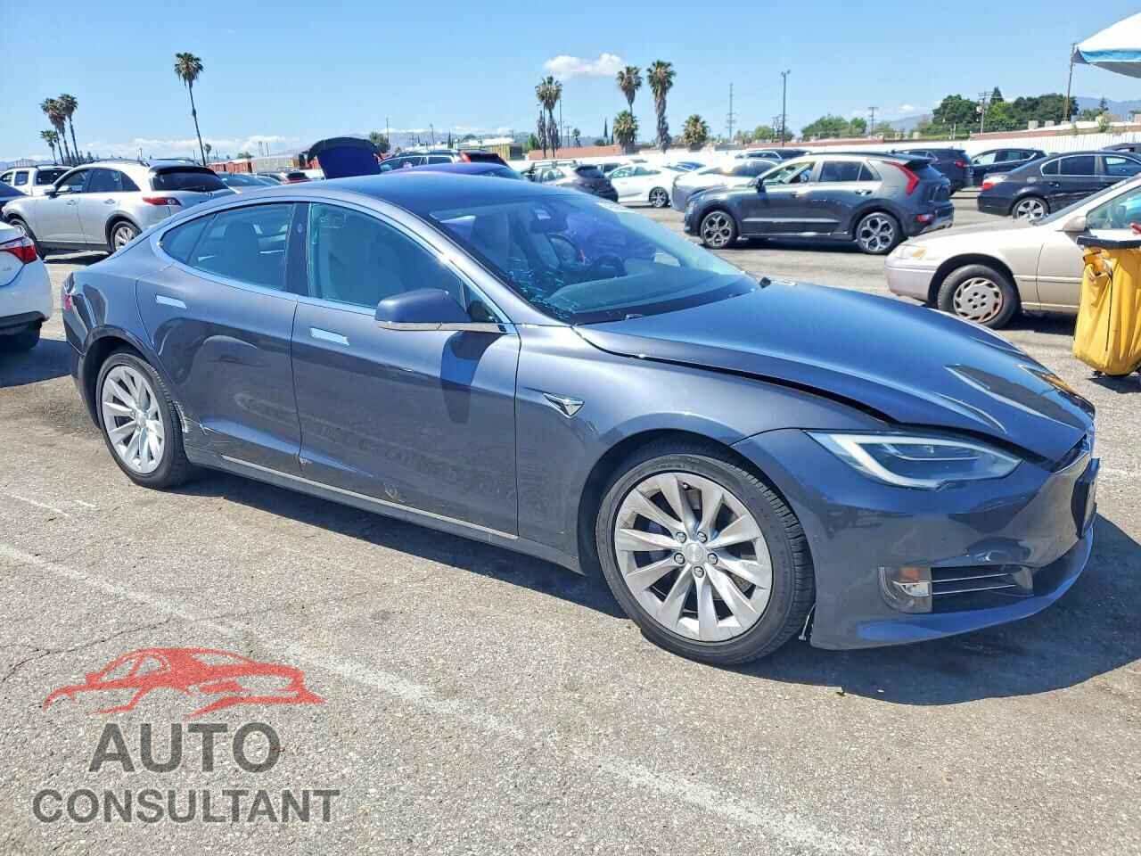 TESLA MODEL S 2017 - 5YJSA1E14HF205217