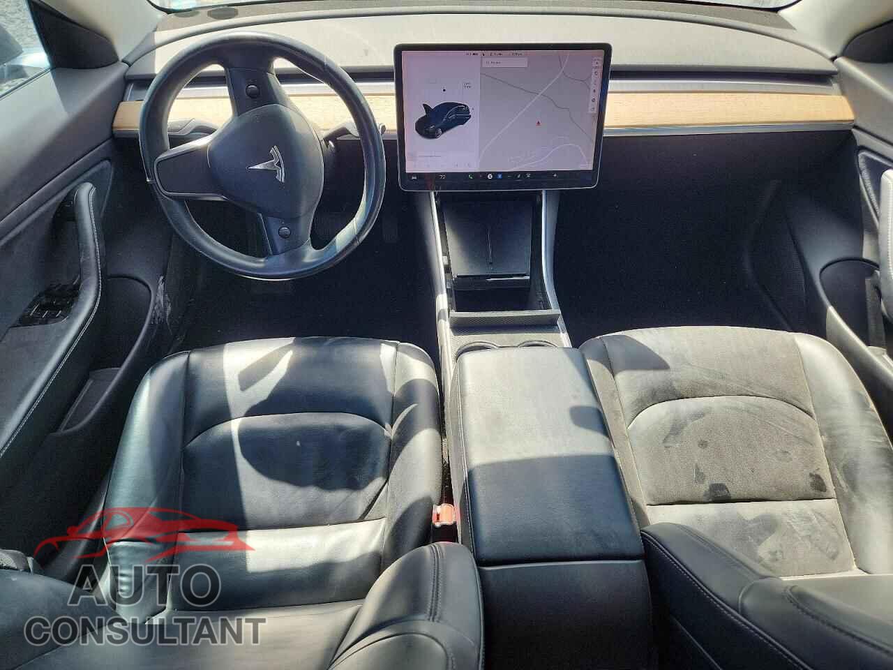 TESLA MODEL 3 2018 - 5YJ3E1EA9JF005867