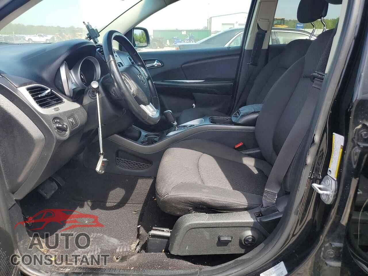 DODGE JOURNEY 2017 - 3C4PDCBG2HT619552