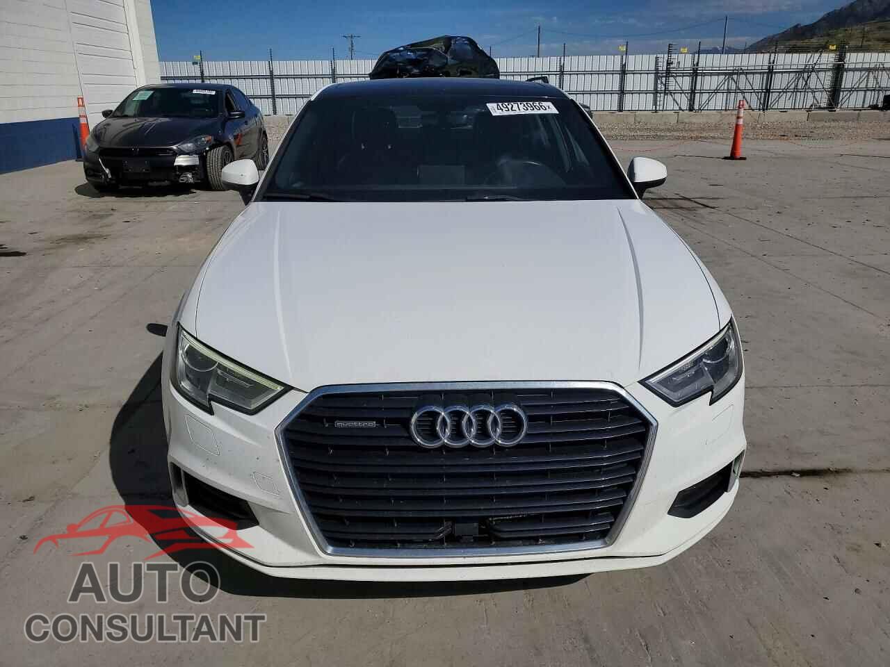 AUDI A3 2017 - WAUB8GFF7H1011537